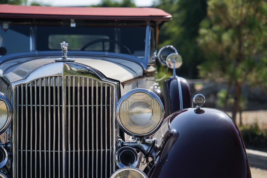 Детали экстерьера Packard Eight Phaeton 1934 года  (фото 3 из 30)